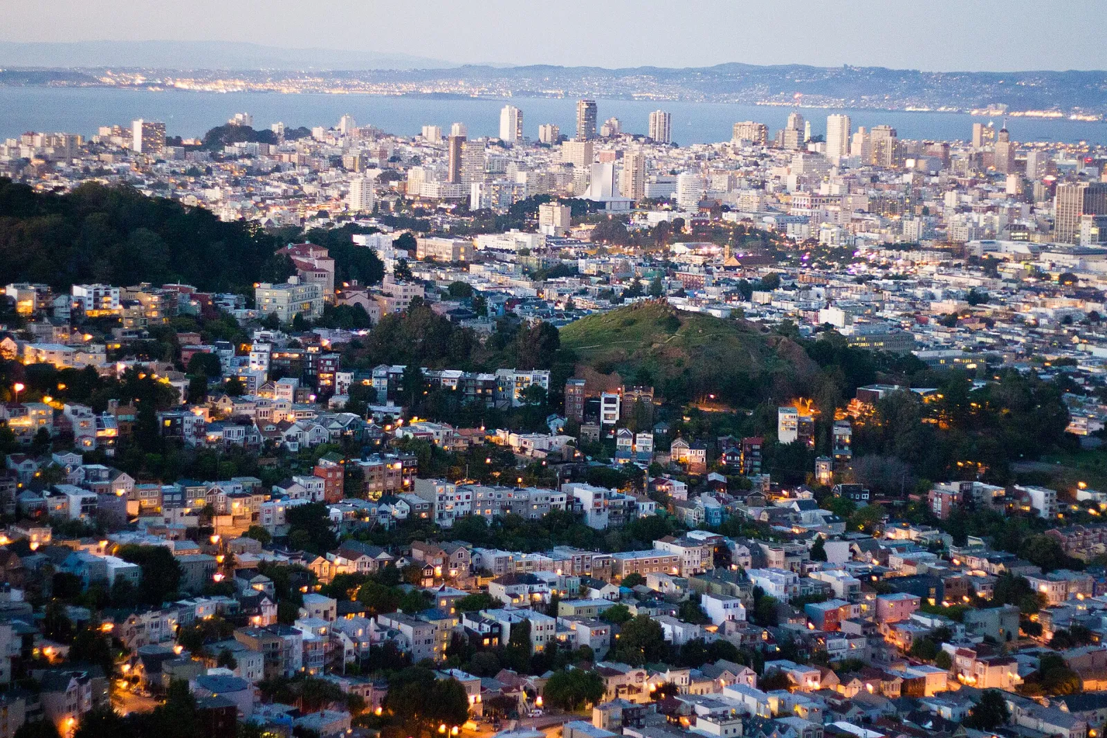 Downtown San Francisco seen from Twin Peaks
